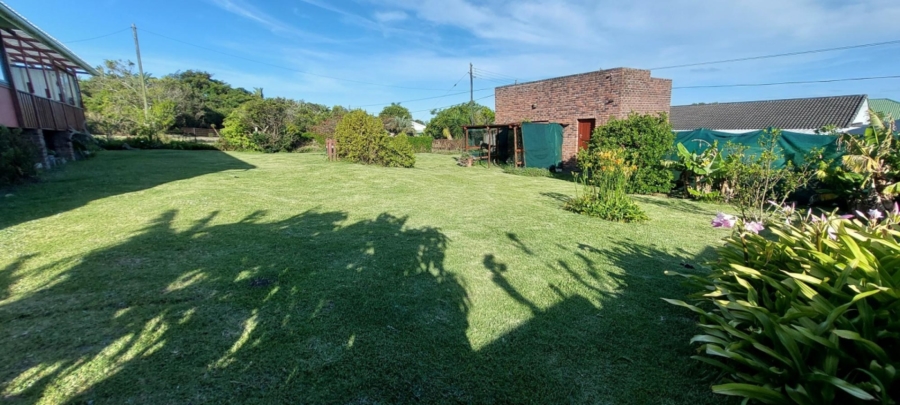 2 Bedroom Property for Sale in Sunrise On Sea Eastern Cape